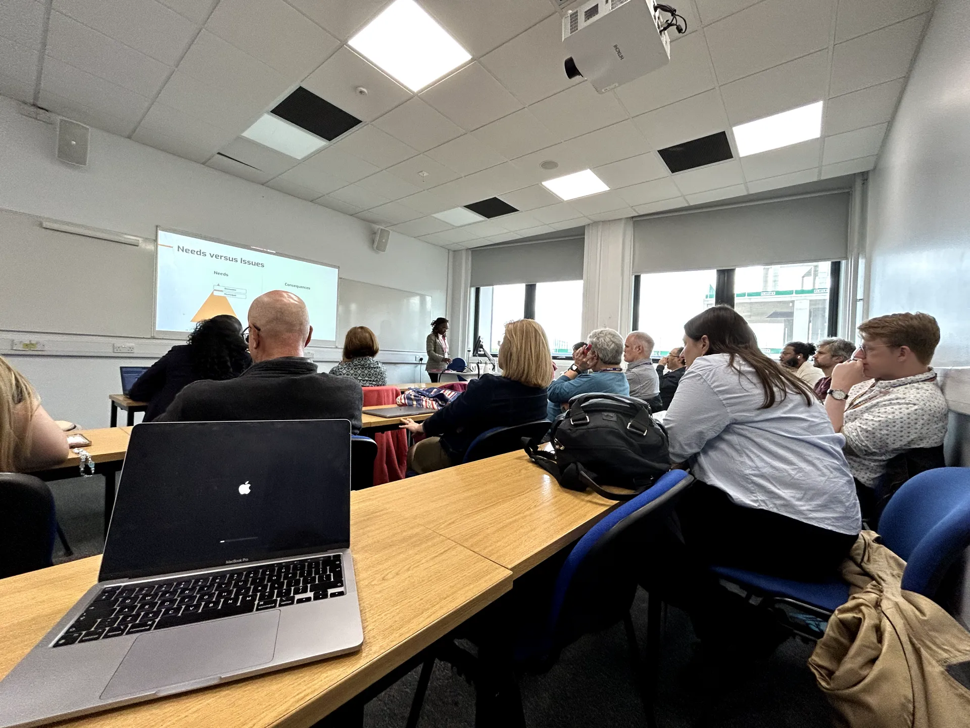 Corporate, Institutional and Academic Training Services